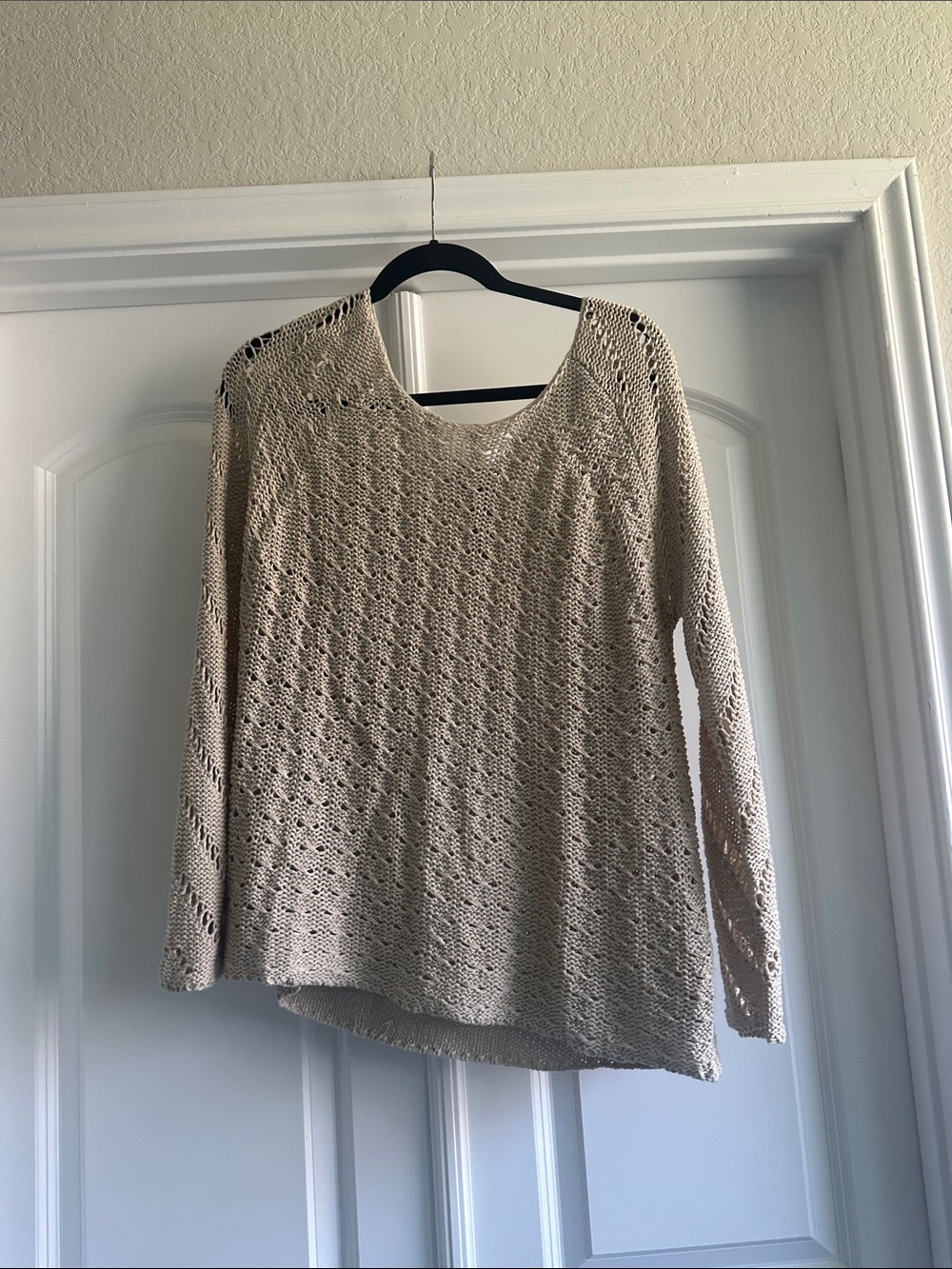 Lightweight Open-Knit Scoop Neck Sweater - Cream